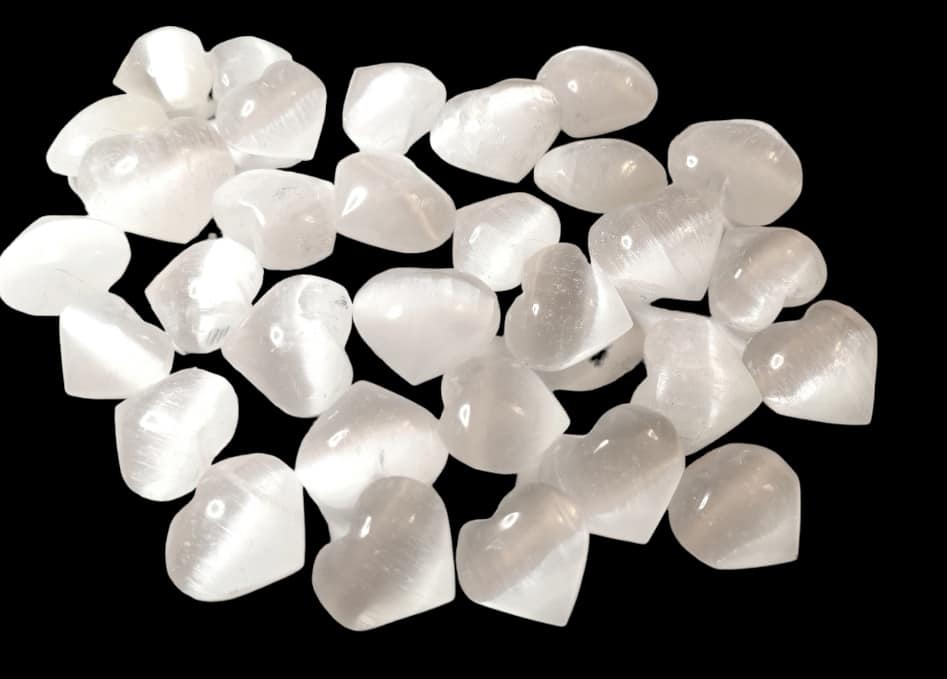 Selenitové srdíčko maličké cca 2,5 cm