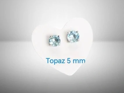 Topazové náušnice 5 mm – fazetované kameny v elegantním provedení