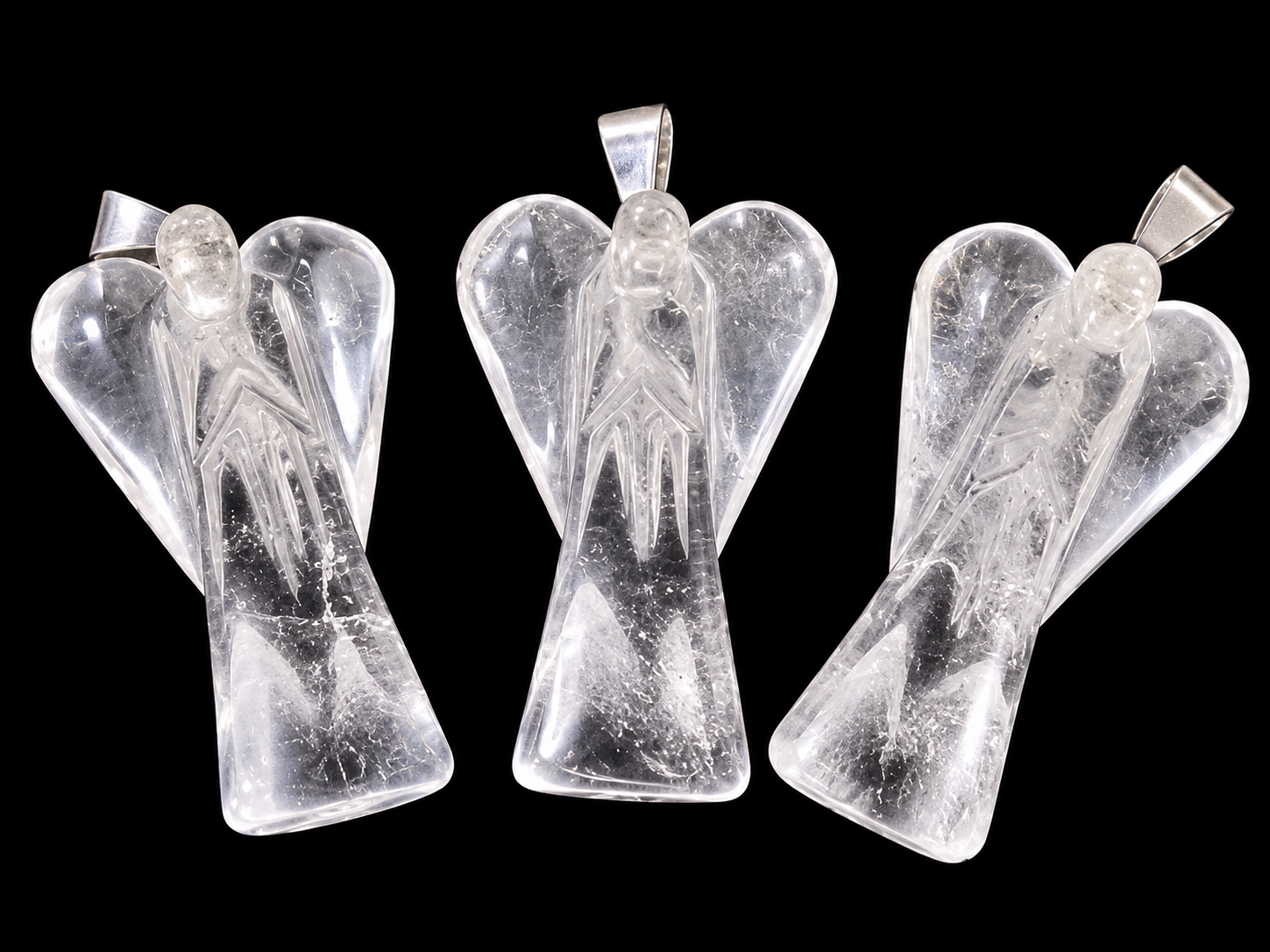 Velký křišťálový anděl – přívěsek z přírodního křišťálu, 3–3,5 cm