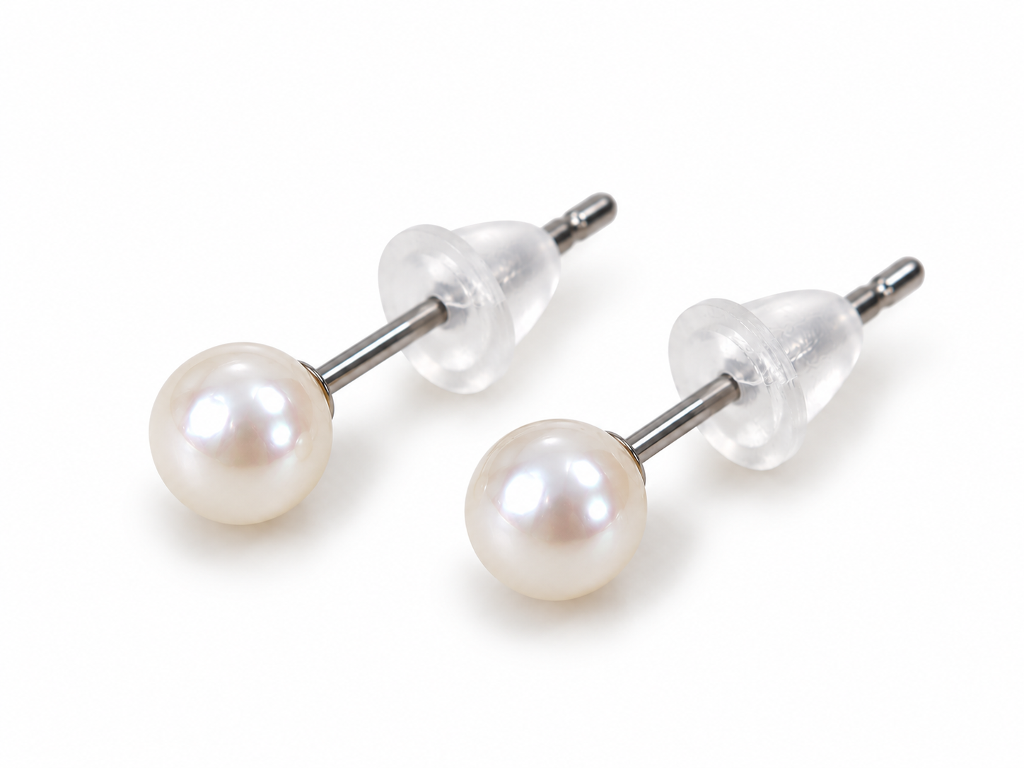 Říční perly náušnice puzeta 5 mm – bílé, elegantní a přírodní šperk