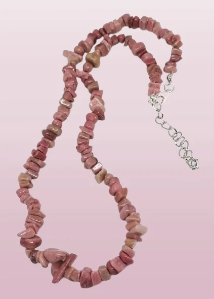 Rodonitový náhrdelník sekaný, krátký - cca 48 cm
