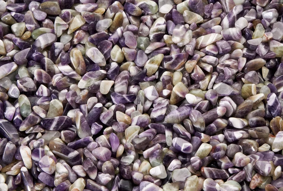 Ametyst duhový zebra chips 8-12mm, 100 g sáček