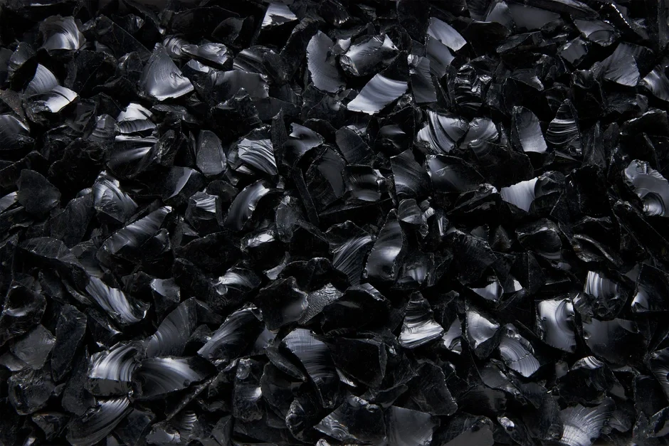 Obsidián černý, přírodní chips, 300 g