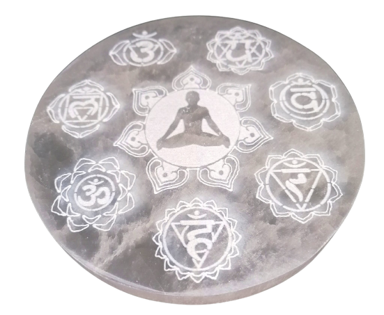 Selenitový tácek s čakrovými symboly 12cm