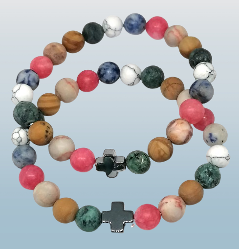 Přátelské náramky z mixu minerálů