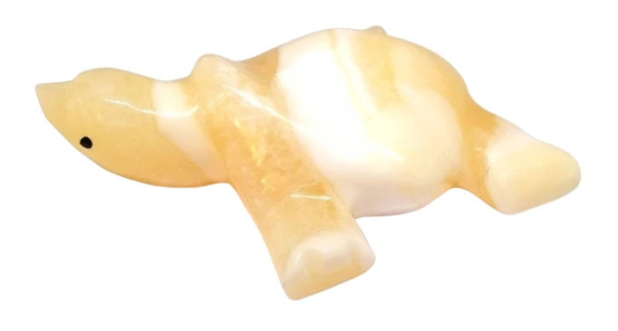 Aragonitová želva z Egypta – velká 11 cm, ručně vyřezávaná z alabastru