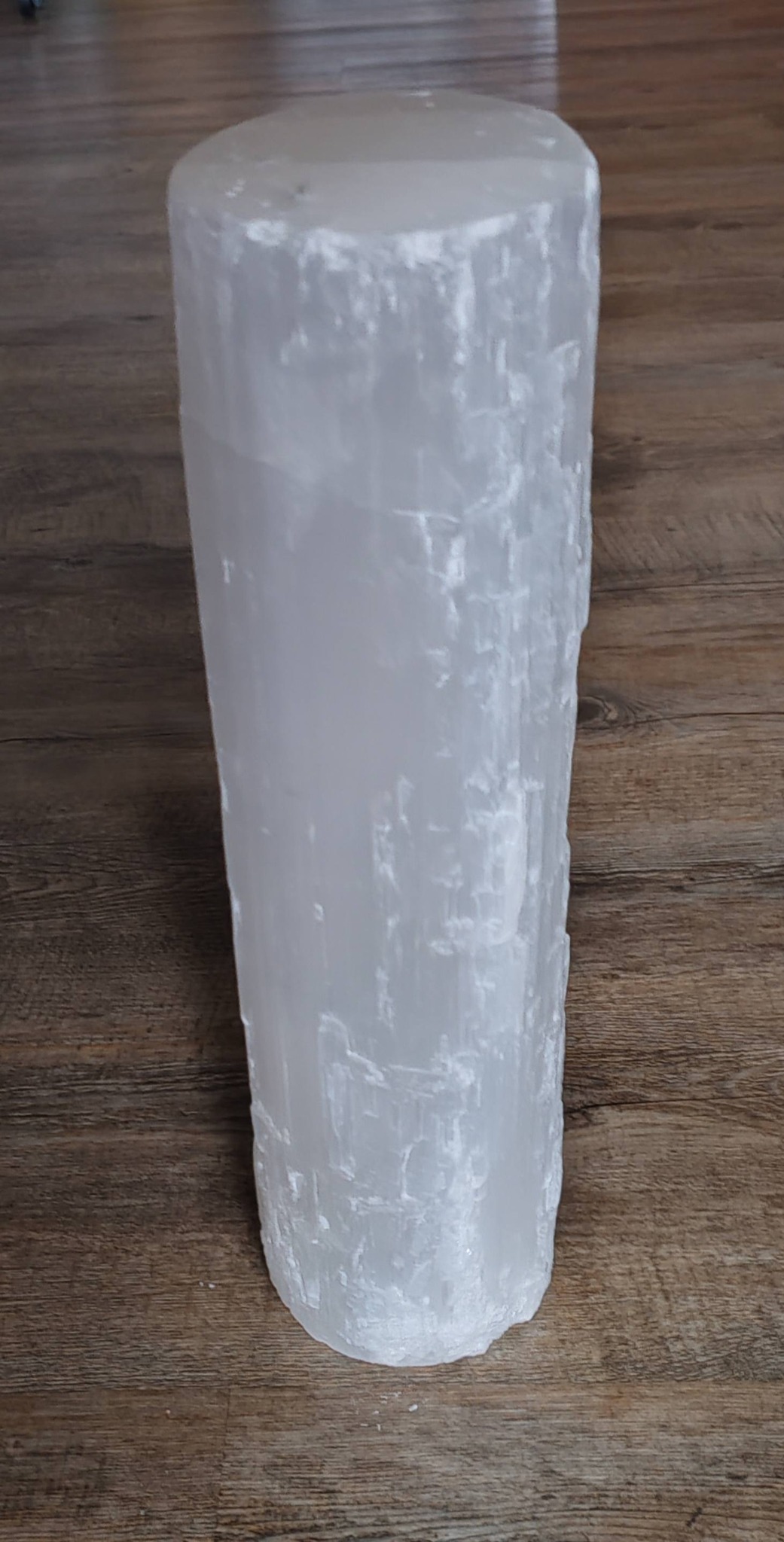 Selenitová lampa – surový válec 35 cm (Maroko)
