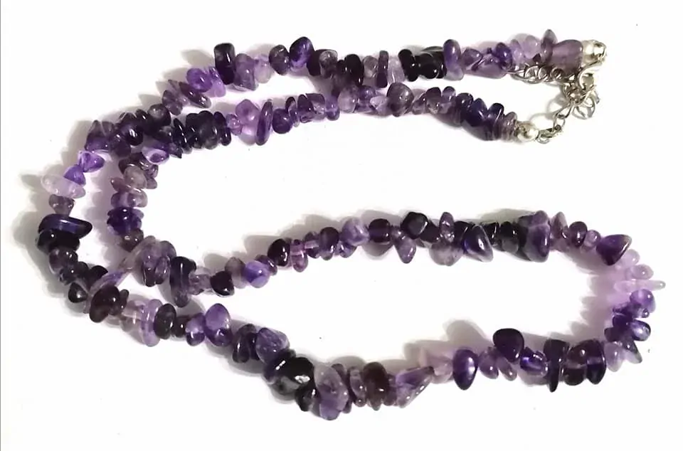 Ametystový náhrdelník sekaný – ručně vyrobený, délka 48 cm, harmonizační kámen
