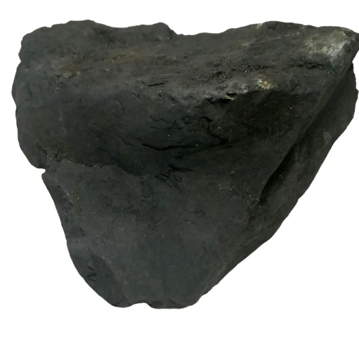 Šungit – přírodní blok surového kamene z Karélie (550 g)