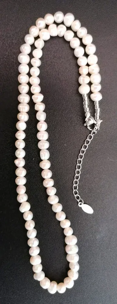 Bílé říční perly pro harmonii a ochranu – jemný perlový náhrdelník 48 cm s chirurgickou ocelí