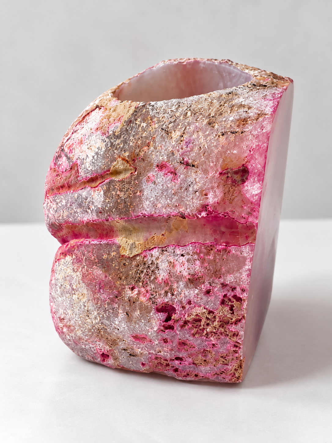 Achátový svícen na čajovou svíčku růžový 9x8,5x7,5 cm,810 g