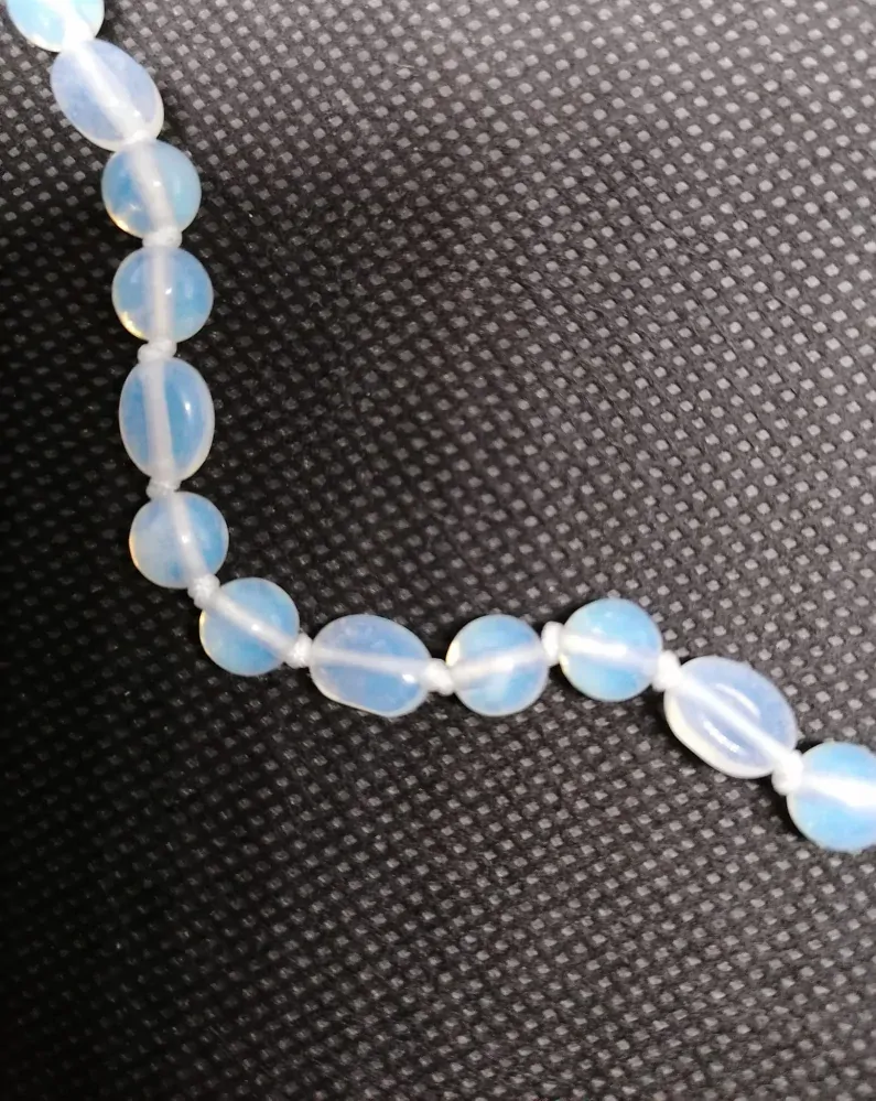 Opalitový luxusní náhrdelník s chir. ocelí