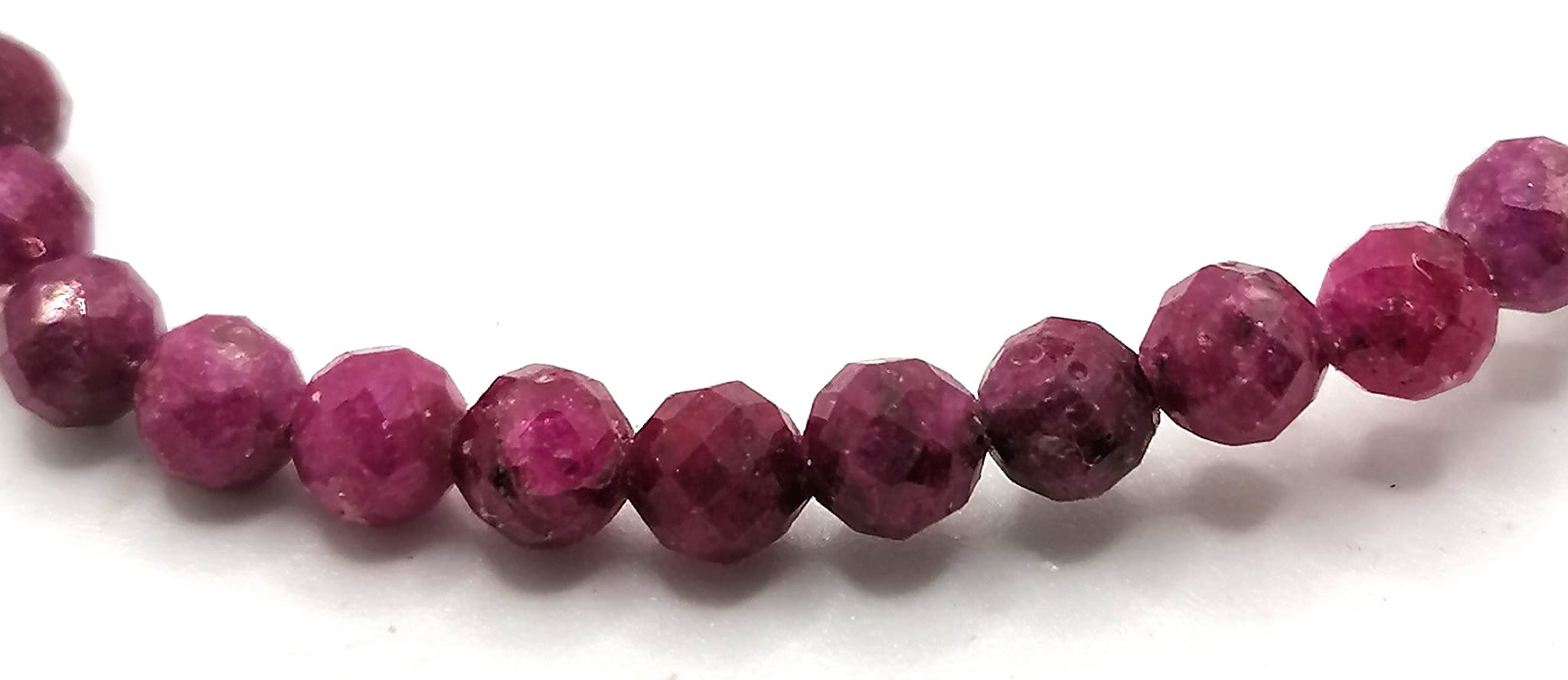 Rubínový fasetovaný náramek 5 mm, luxusní kus