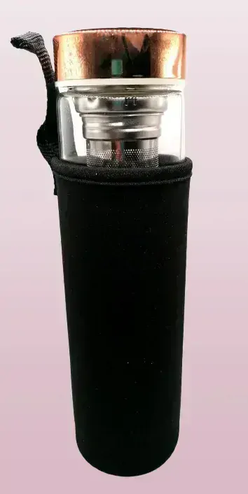 Borosilikátová láhev s krystalem onyxu – pro energetizovanou vodu