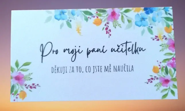 Růženínový náramek pro paní učitelku – dárkové balení