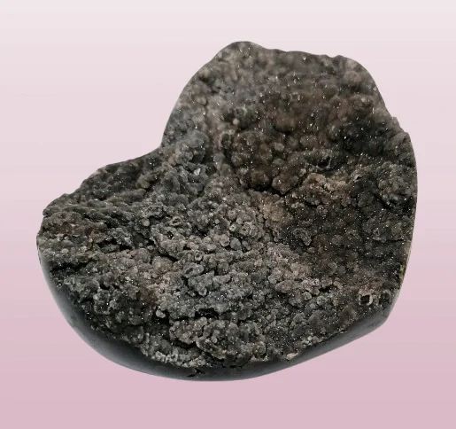 Srdce z achátu, chalcedonu a kalcitu, váha 103 g