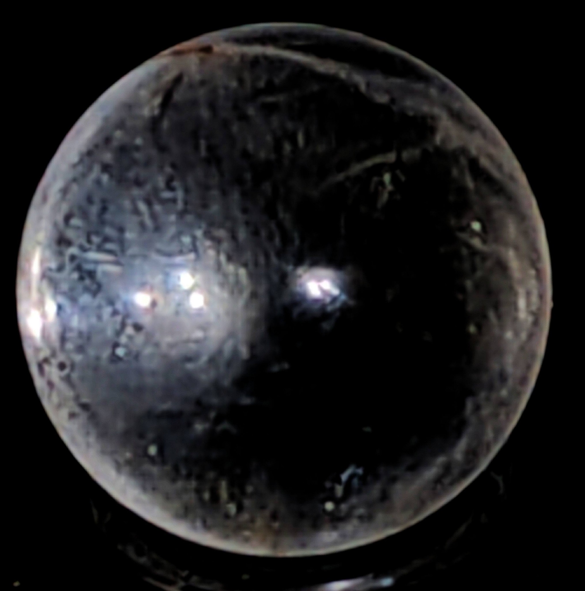 Křišťálová koule cca 3,5 cm, 62 g