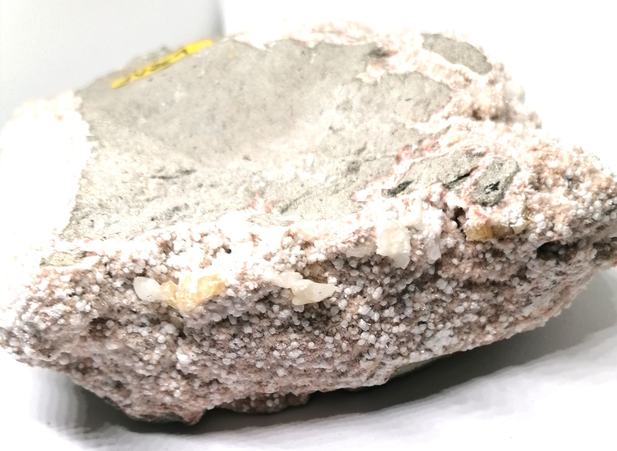 Apofylit /natrolit/ Mariánská skála,Ústí n.L