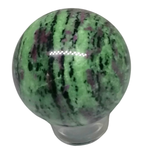 Rubín v zoisitu – exkluzivní leštěná koule z Tanzanie (5,8 cm)