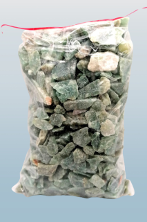 Avanturín zelený surový chips 500 g