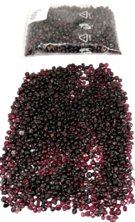 Granát /almandin/ tromlovaný chips 1-4 mm, balení 200 g