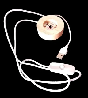 Osvětlený podstavec LED pod kameny a minerály – USB napájení, ideální pro feng shui