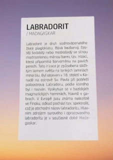 Kartička k LABRADORITU