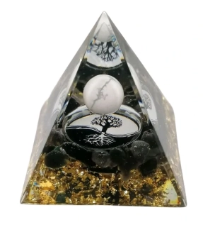 Orgonitová pyramida s onyxem a kuličkou magnezitu 5 cm