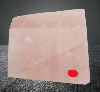 Růženínový broušený mnohotvar 163 g
