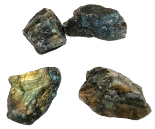 Kusy labradoritu 35–65 g – přírodní minerál s iridescencí