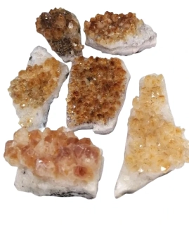 Citrínová drůzička 101-139 g – přírodní krystal pro energii a hojnost