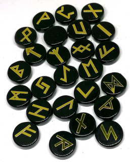 Runové kameny z černého obsidiánu s popisem