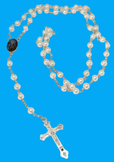 Růženec bílé bižuterní perly, obvod 72 cm