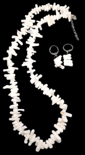 Elegantní sada šperků z bílého větvičkového korálu – náhrdelník a náušnice