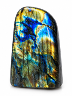 Labradorit obelisk v AA kvalitě z Madagaskaru 633 g