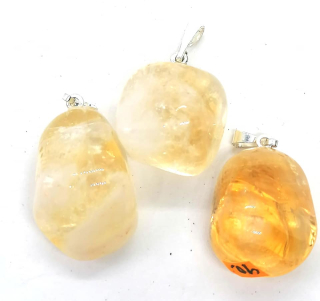 Citrínový přívěsek větší – přírodní kámen pro radost a energii